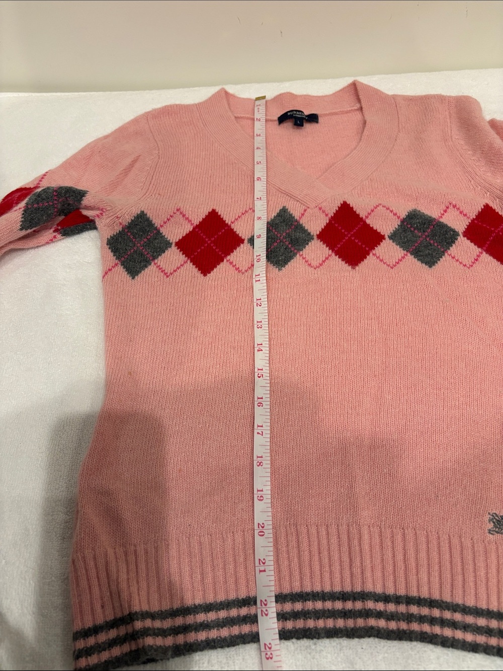 Burberry Pink Argyle Crewneck Lambswool Sweater with Red and Charcoal Accents - Picture 6 of 6